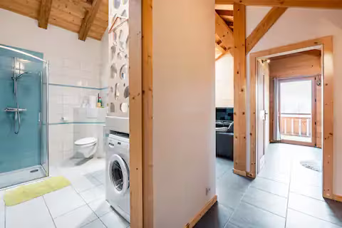 Appartement 6 — couloir