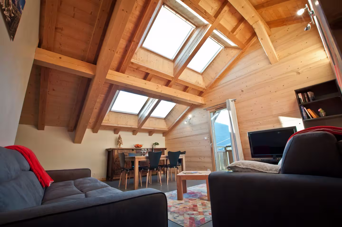 Appartement 6 — salon (autre angle)